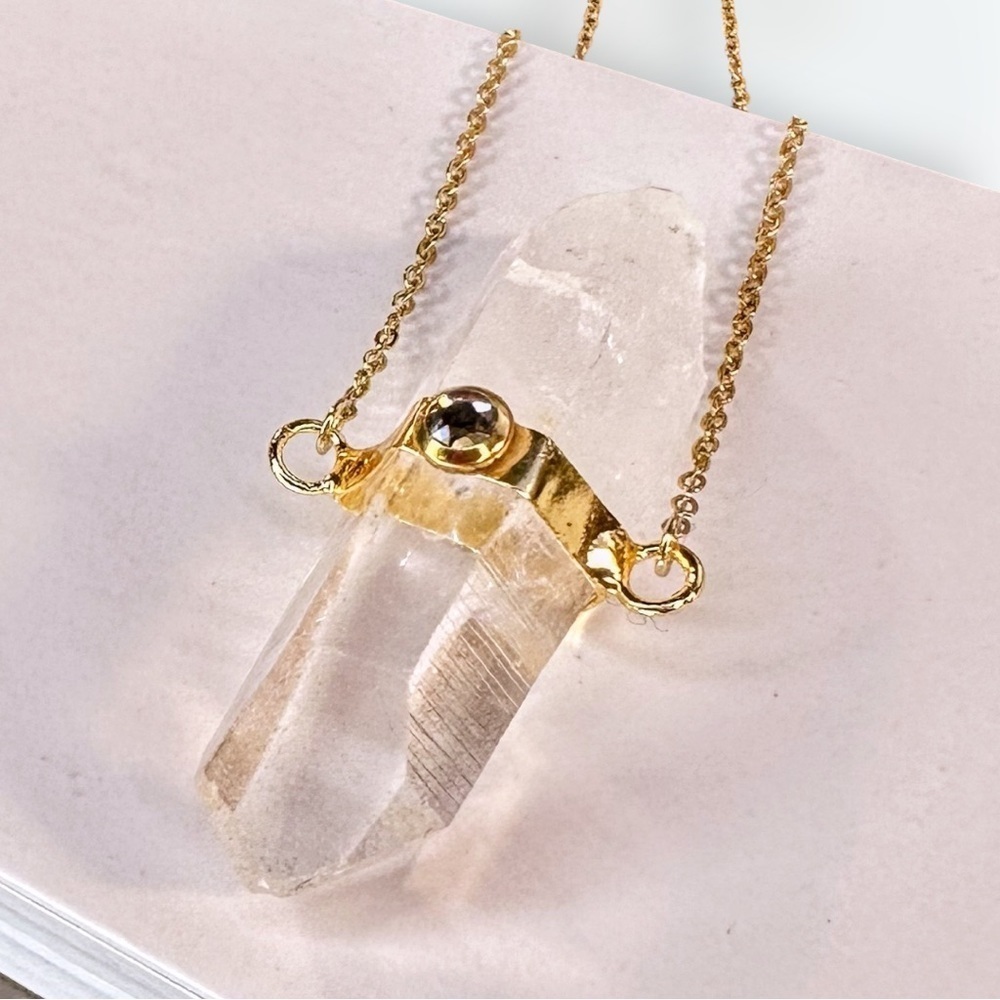 NEW Natural Clear Quartz Column Spear Pendant W/ Swarovski Crystal Accent - Picture 16 of 16